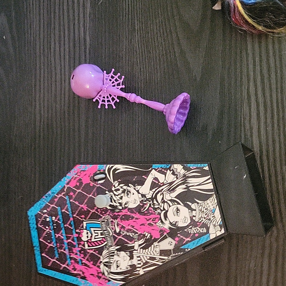 Monster high dolls - Picture 8 of 8
